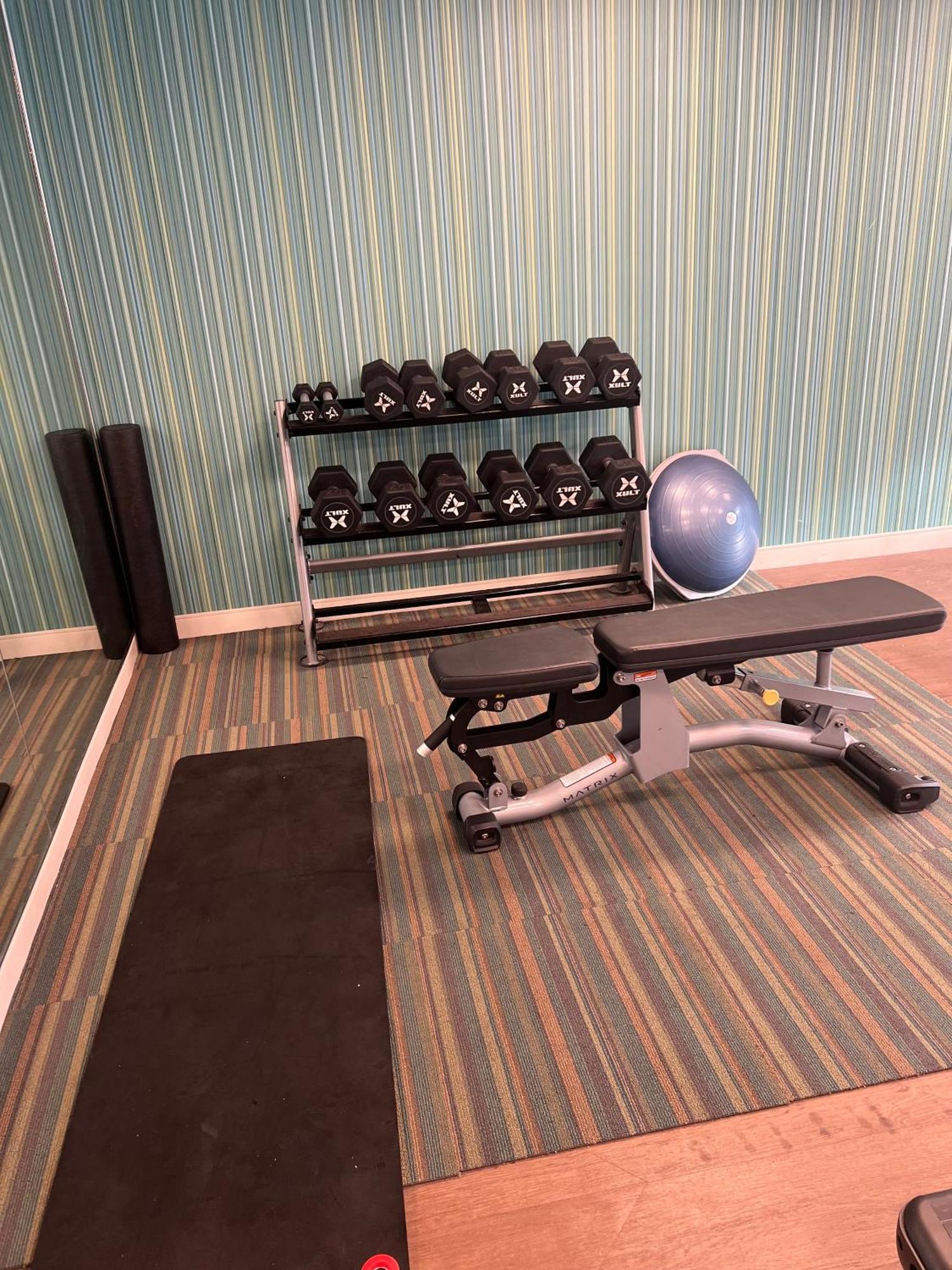 Holiday Inn Express & Suites Mobile - University Area By Ihg Extérieur photo