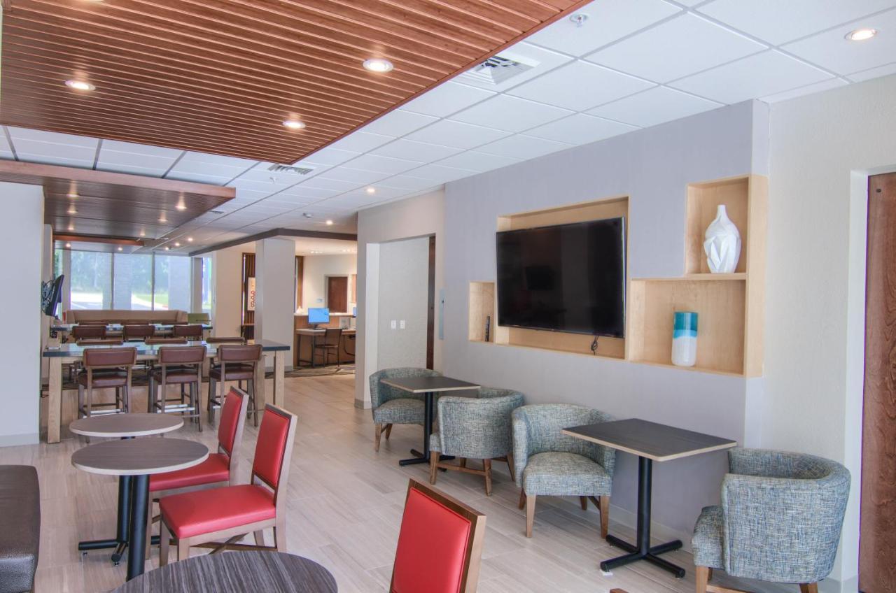 Holiday Inn Express & Suites Mobile - University Area By Ihg Extérieur photo