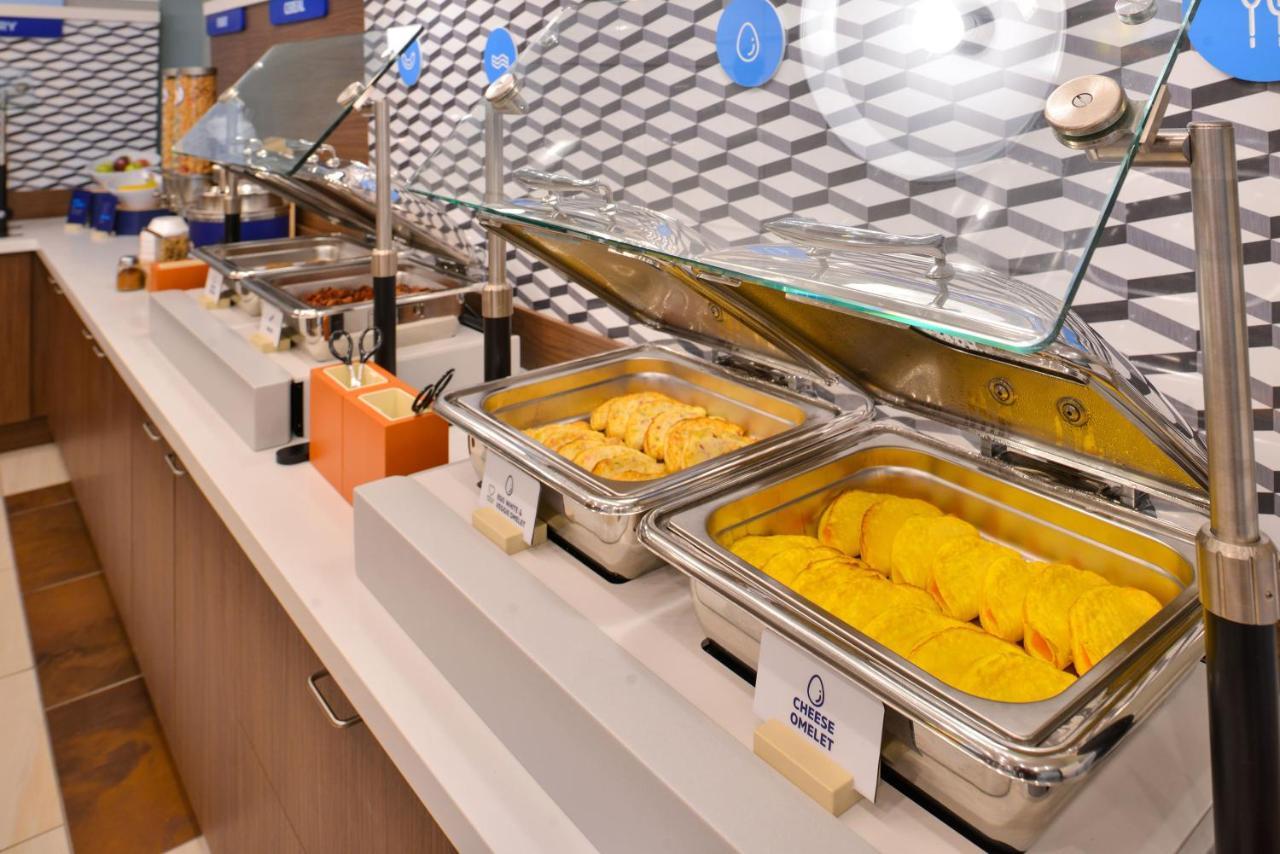 Holiday Inn Express & Suites Mobile - University Area By Ihg Extérieur photo